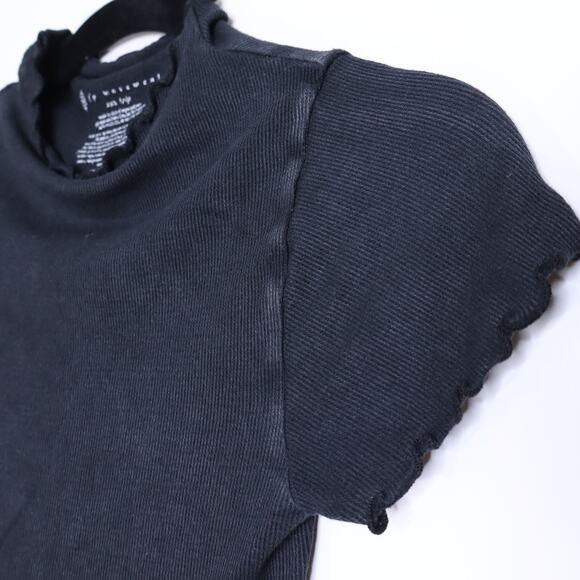 FP MOVEMENT Madeline Funnel Baby Tee Black Ribbed Crop Length Top Women's XS/S - Picture 7 of 10